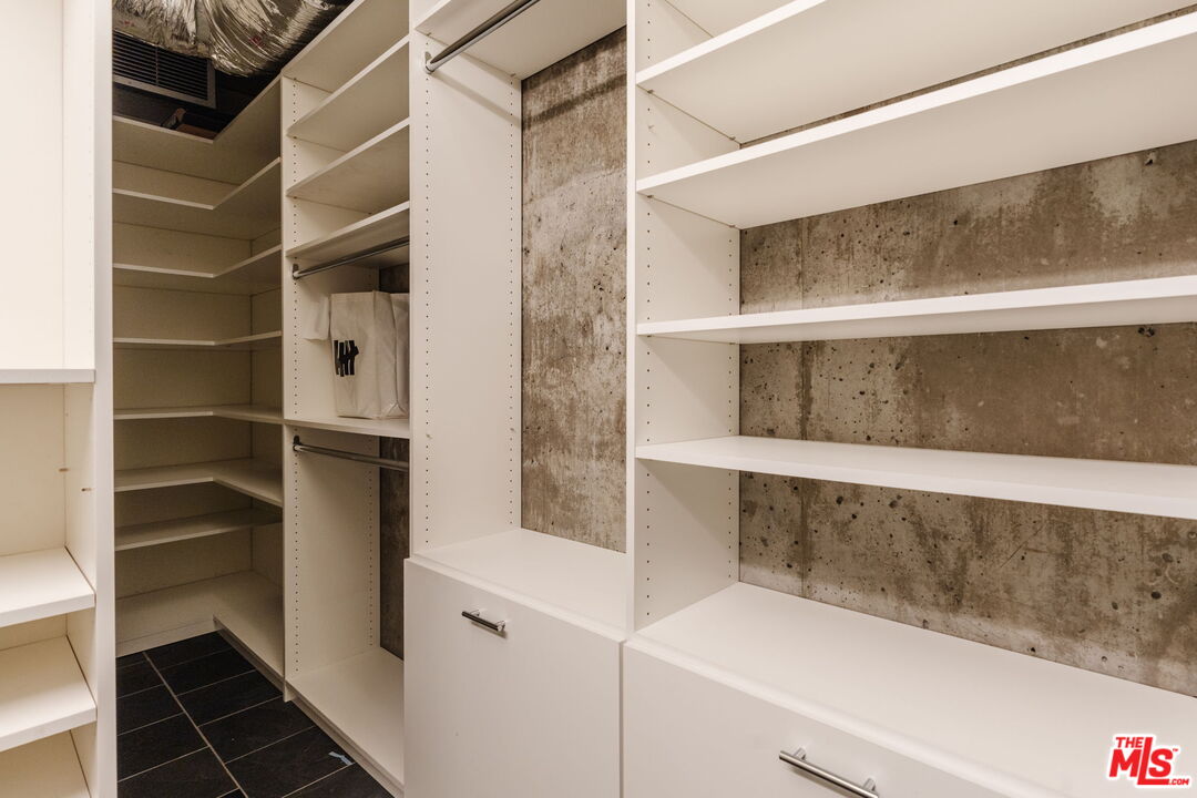 1155 S Grand Ave Unit: 1103