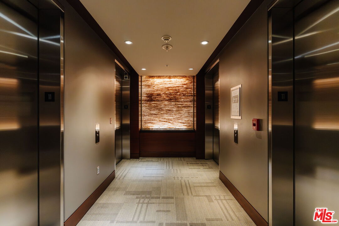 1155 S Grand Ave Unit: 1103