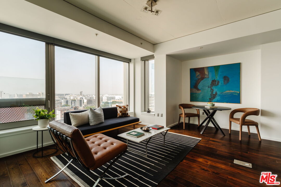 1155 S Grand Ave Unit: 1103