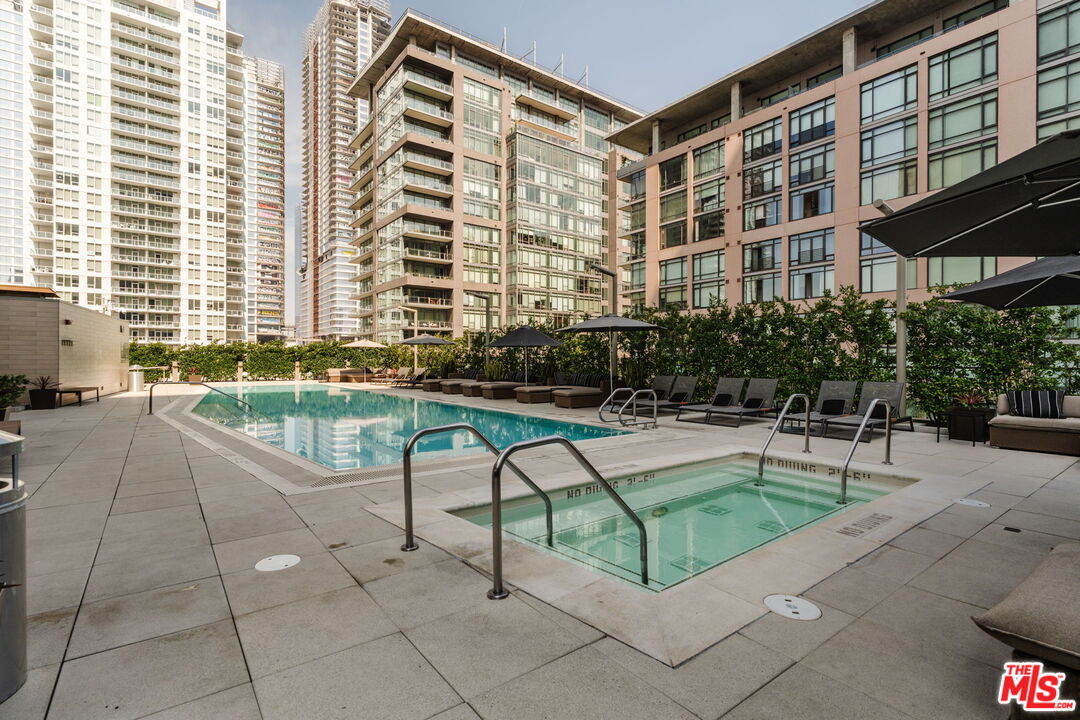 1155 S Grand Ave Unit: 1103