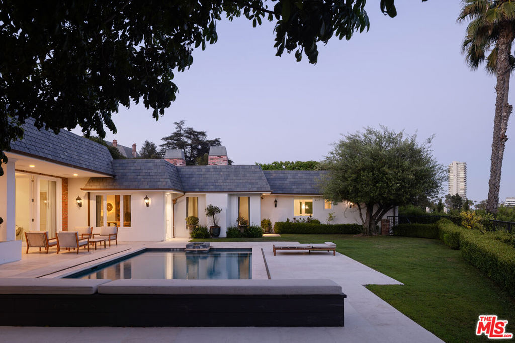 520 Stonewood Drive