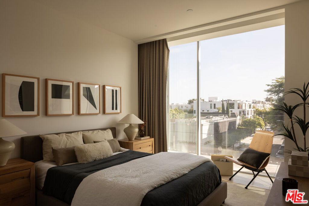 8899 Beverly Boulevard 4G