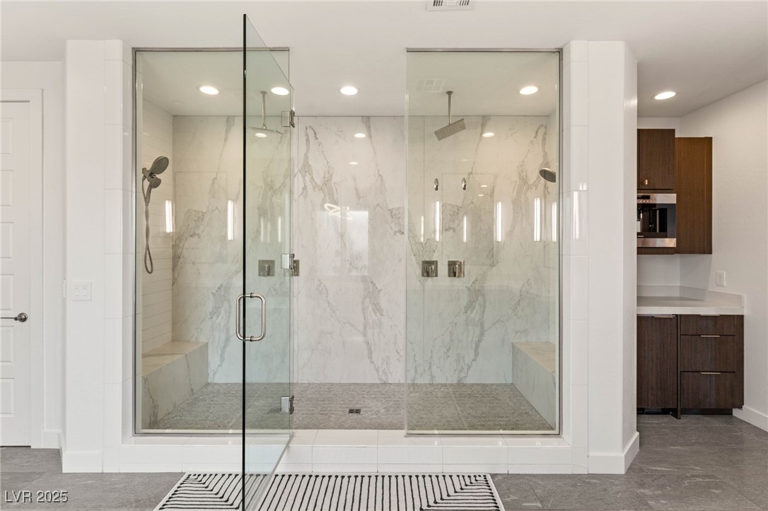 34 OLYMPIA OUTLOOK Drive