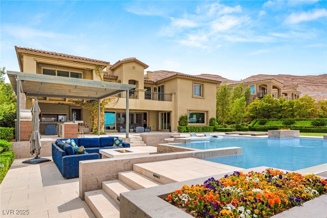 34 OLYMPIA OUTLOOK Drive