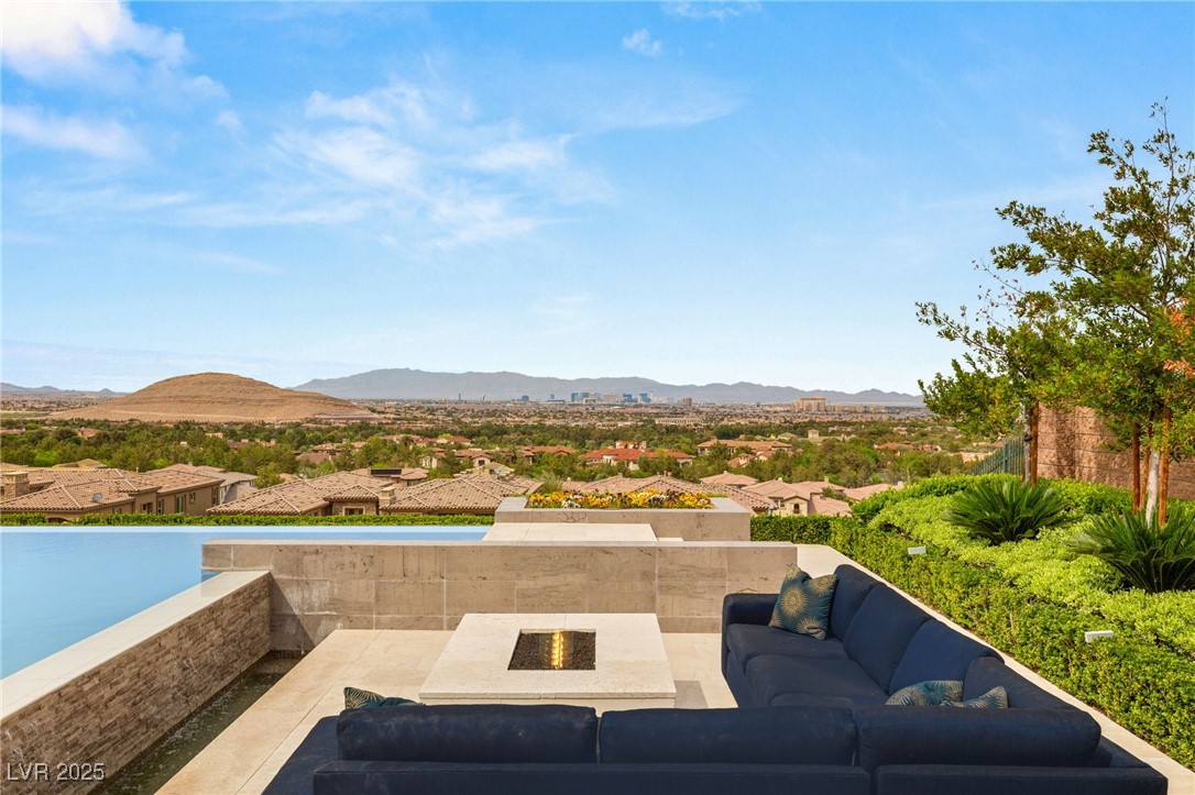 34 OLYMPIA OUTLOOK Drive