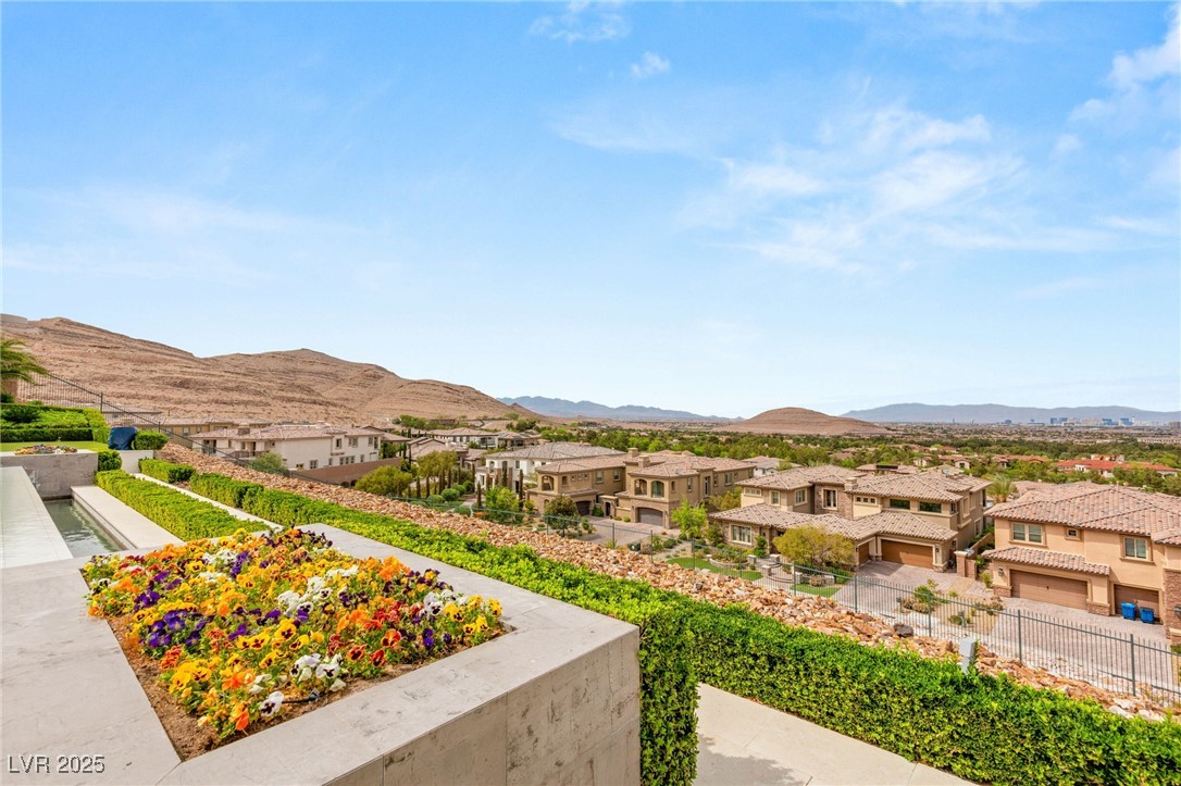 34 OLYMPIA OUTLOOK Drive