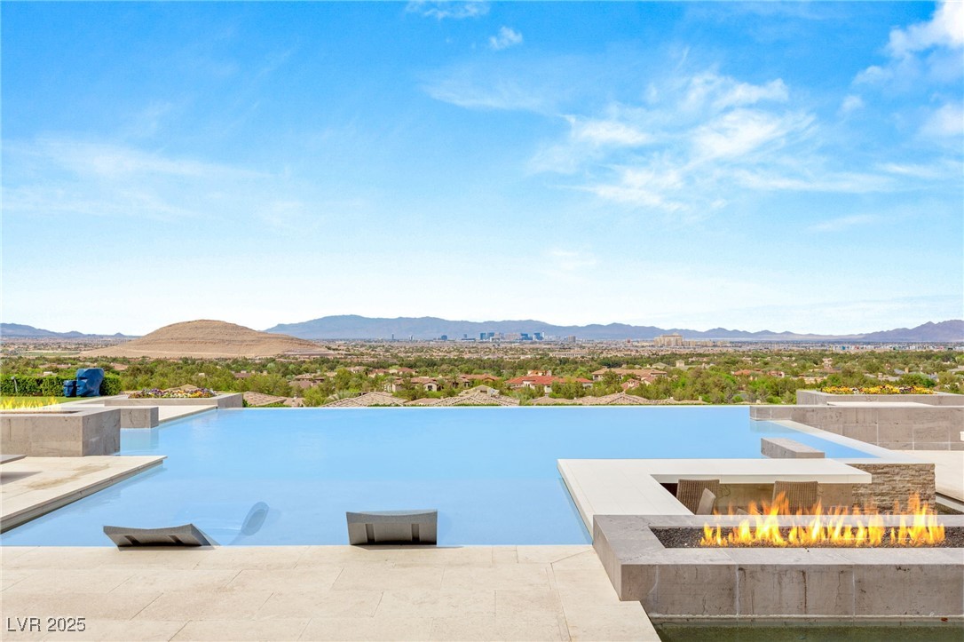 34 OLYMPIA OUTLOOK Drive