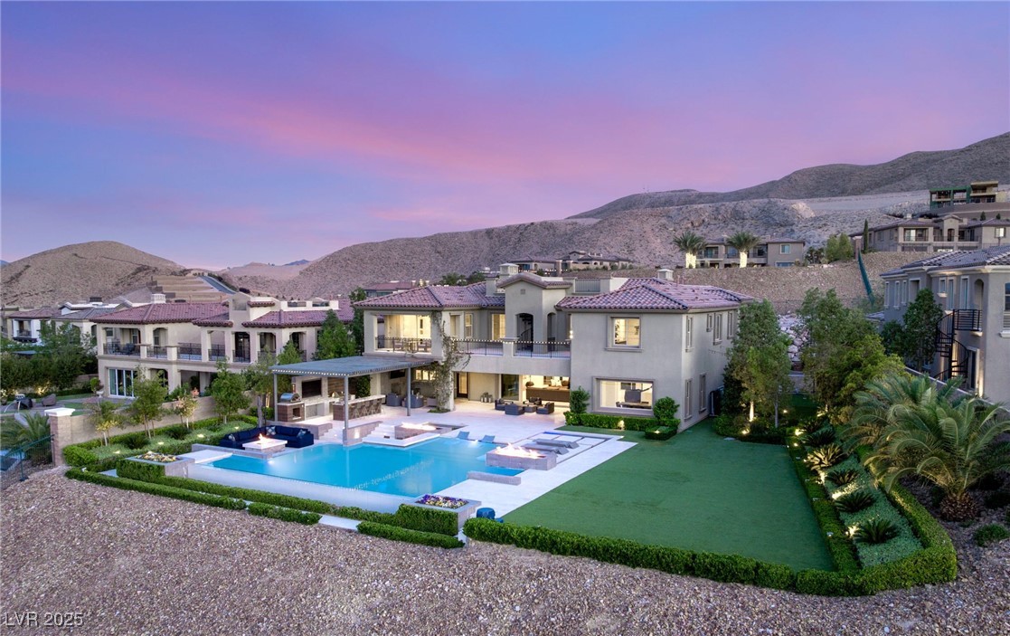 34 OLYMPIA OUTLOOK Drive