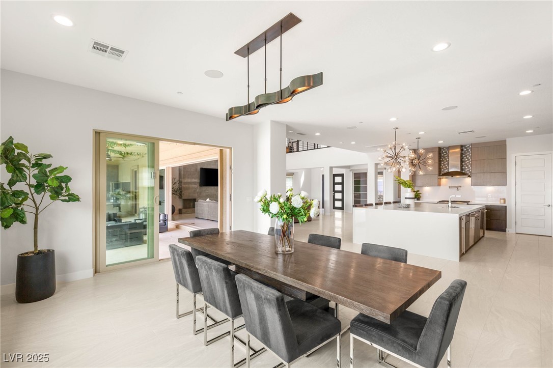 34 OLYMPIA OUTLOOK Drive