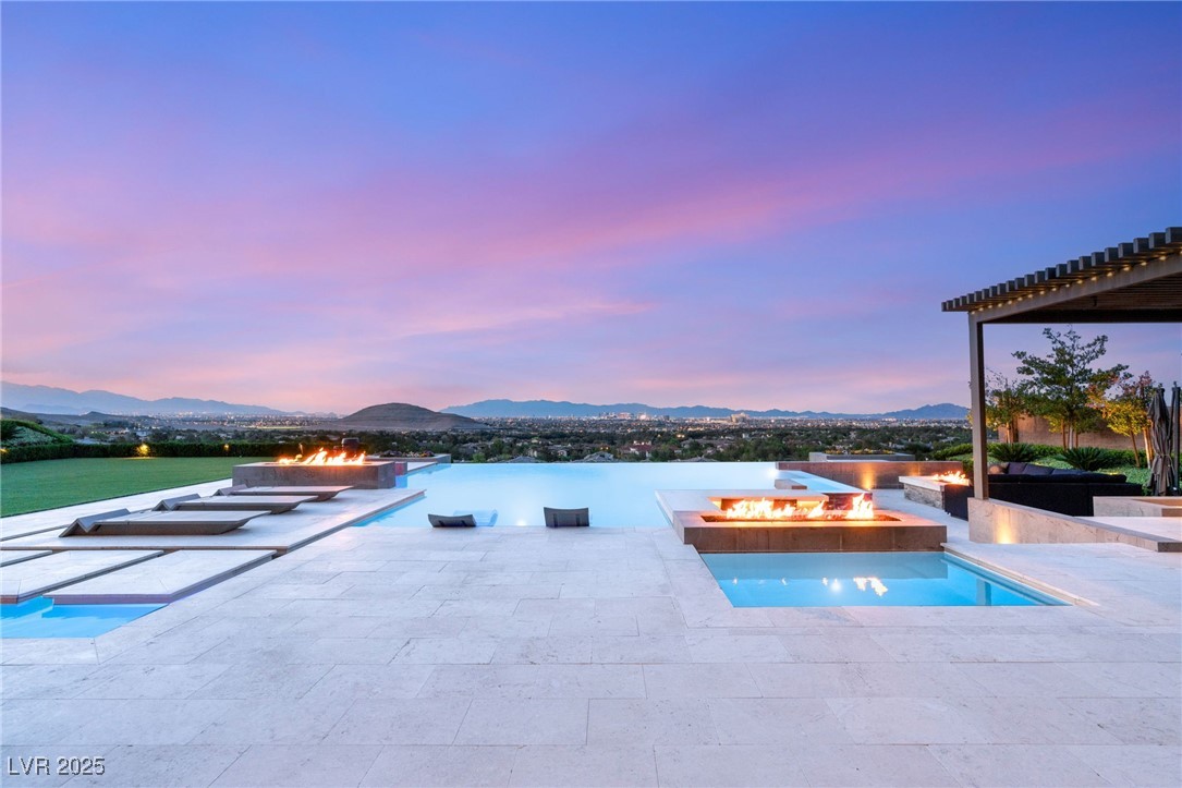 34 OLYMPIA OUTLOOK Drive