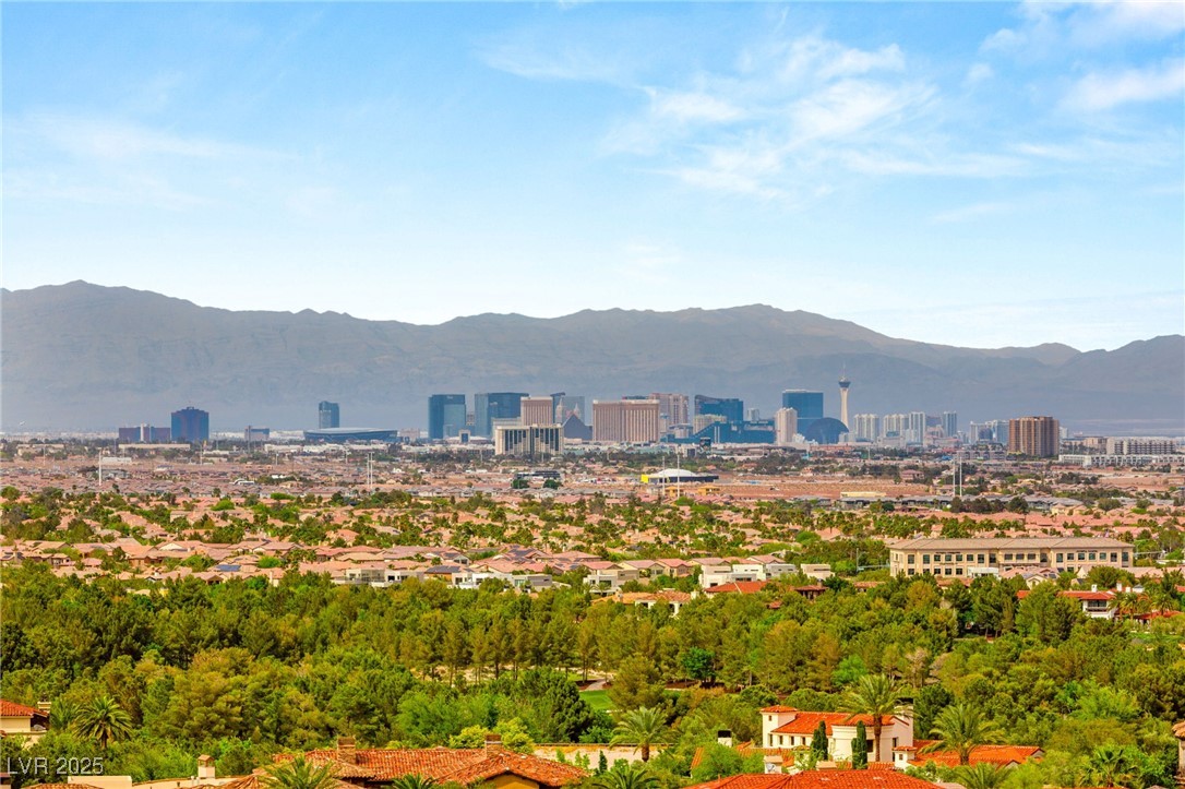 34 OLYMPIA OUTLOOK Drive