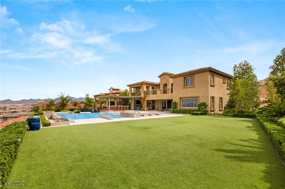 34 OLYMPIA OUTLOOK Drive