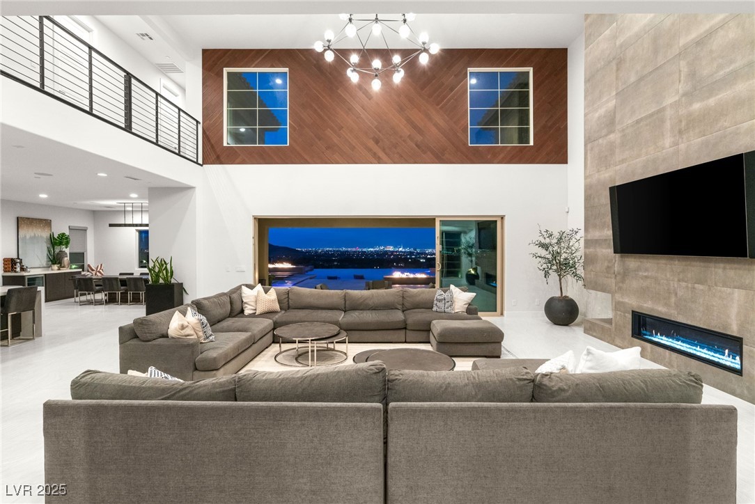 34 OLYMPIA OUTLOOK Drive