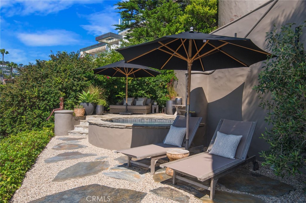 199 Emerald Bay