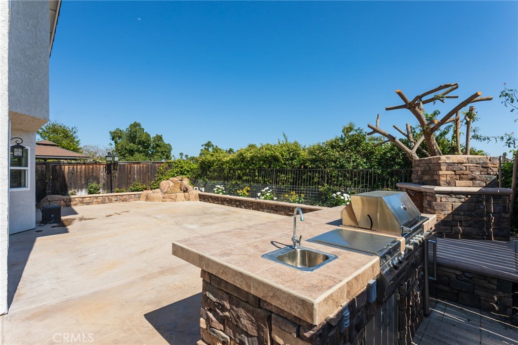 24812 Oxford Drive