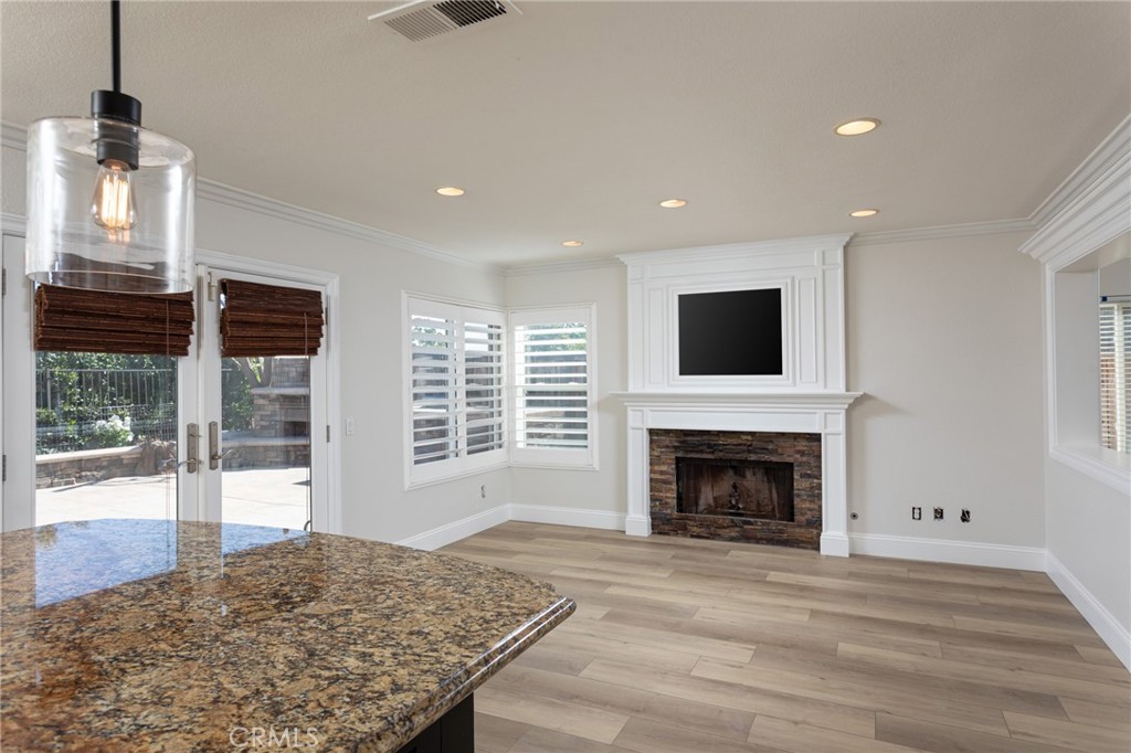 24812 Oxford Drive
