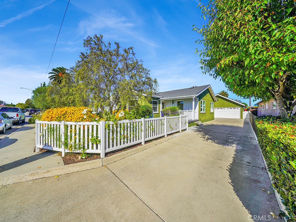 388 Flower Street