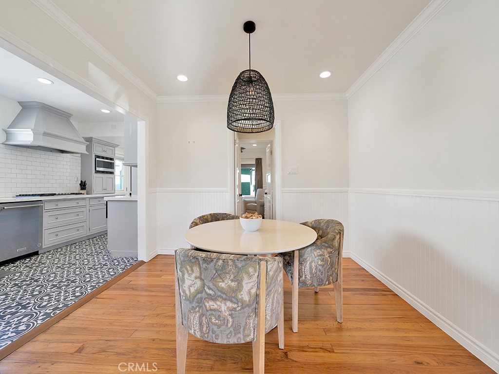 388 Flower Street