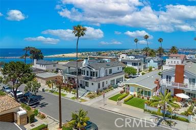 215 Heliotrope Avenue
