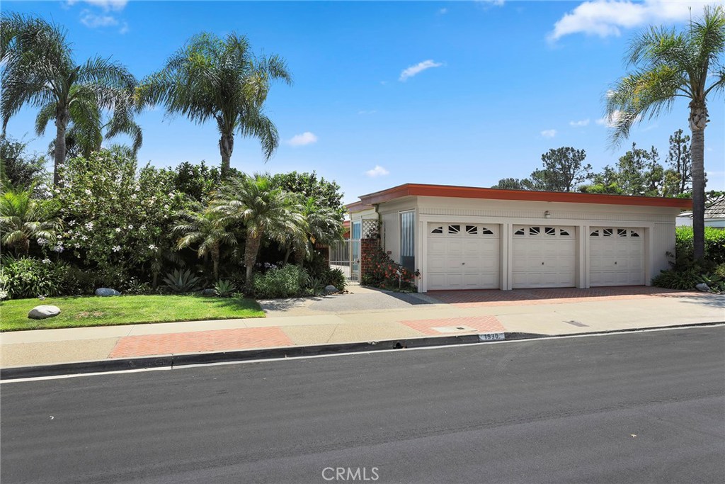 1530 Galaxy Drive