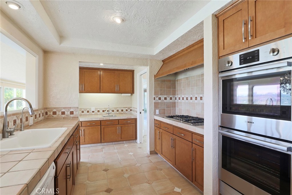 1530 Galaxy Drive