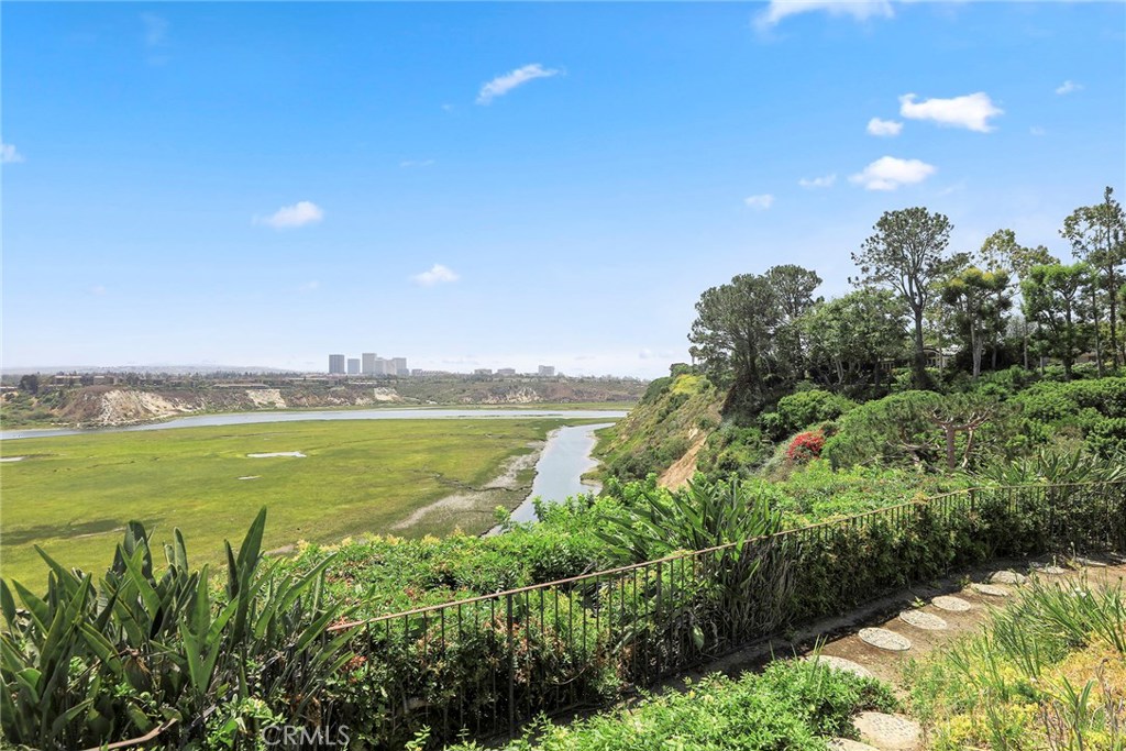 1530 Galaxy Drive