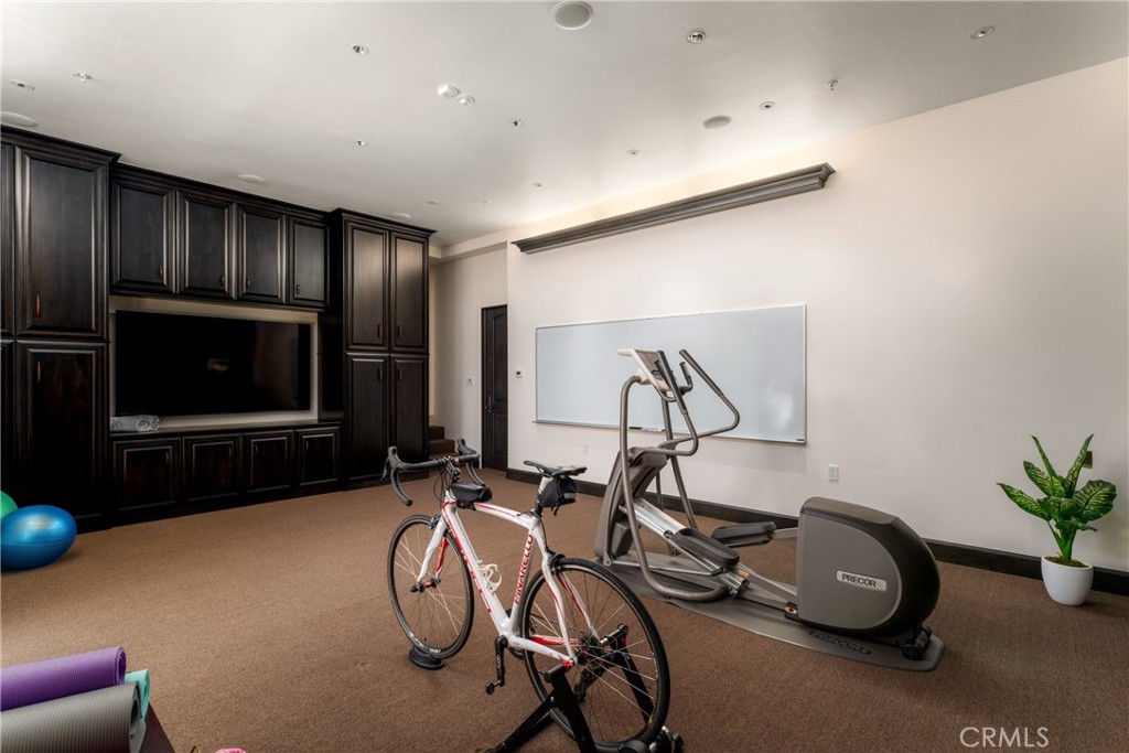 28481 Avenida La Mancha