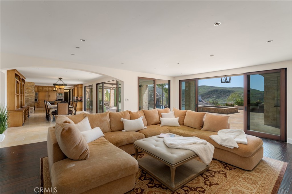 28481 Avenida La Mancha