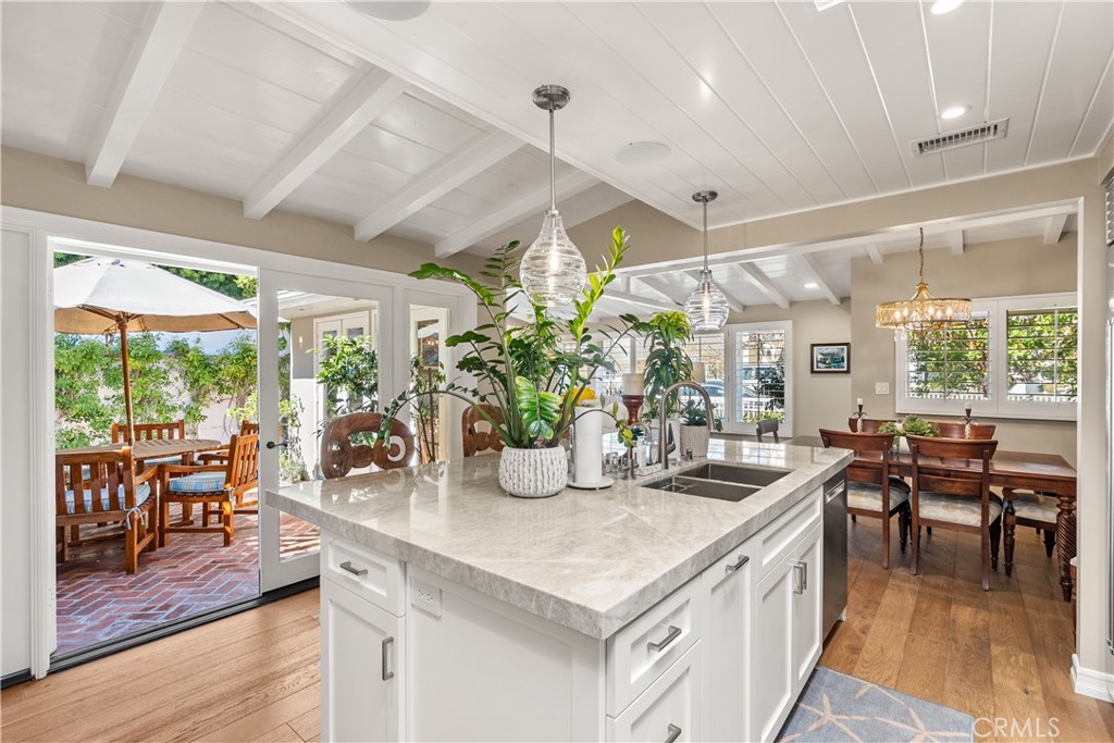 2602 Circle Drive