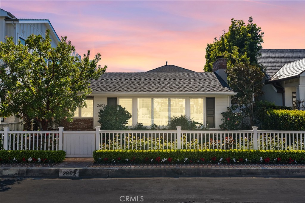 2602 Circle Drive