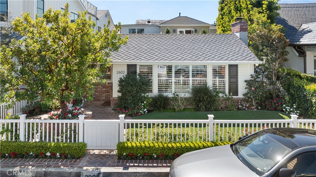 2602 Circle Drive