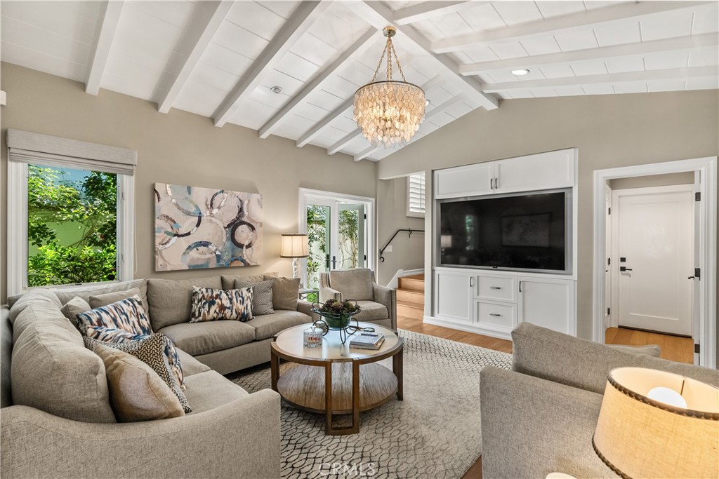 2602 Circle Drive