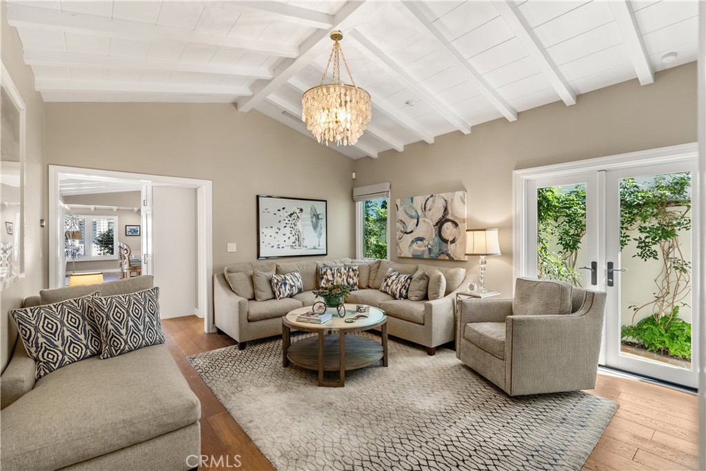 2602 Circle Drive