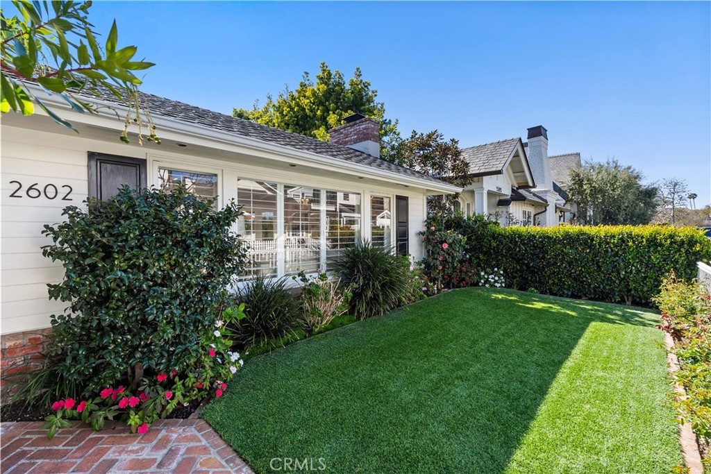2602 Circle Drive