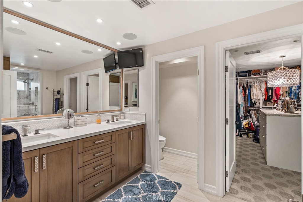 2602 Circle Drive