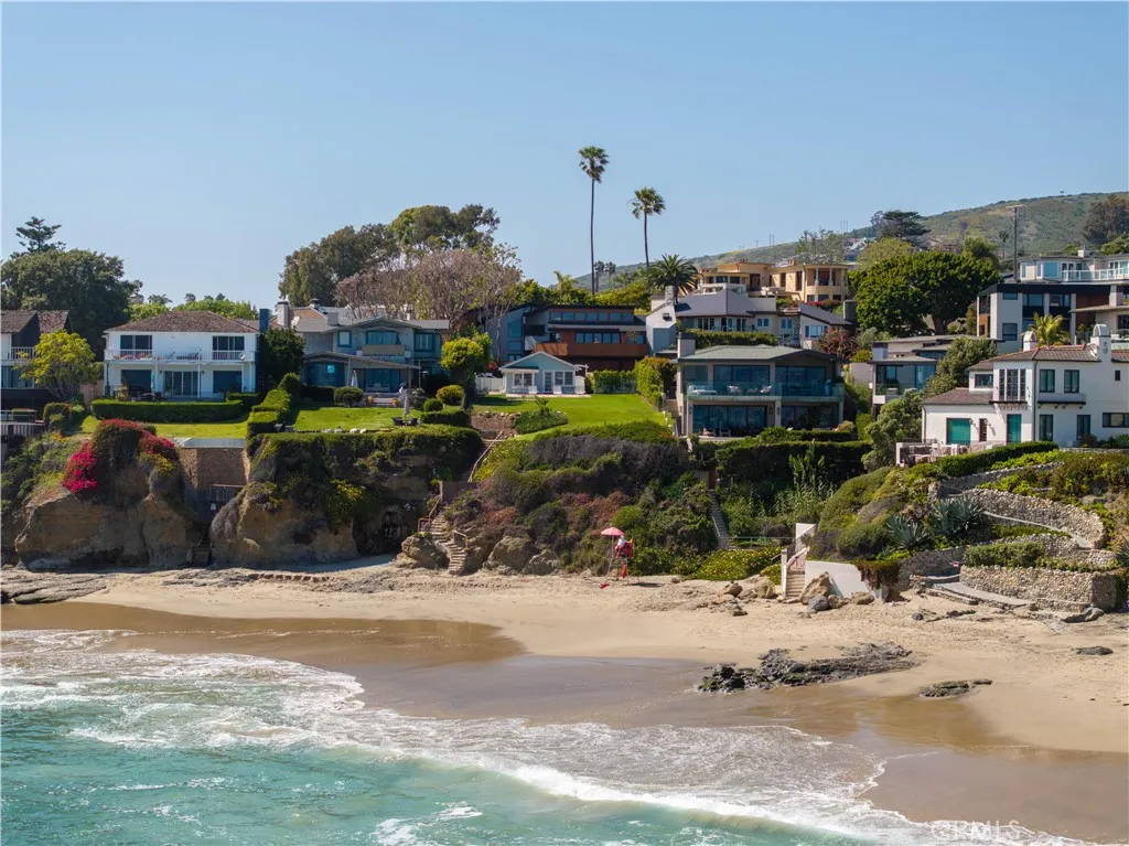 1041 Marine Drive