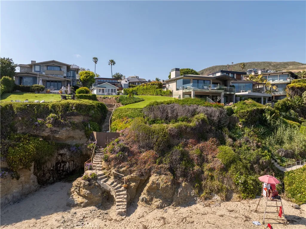1041 Marine Drive