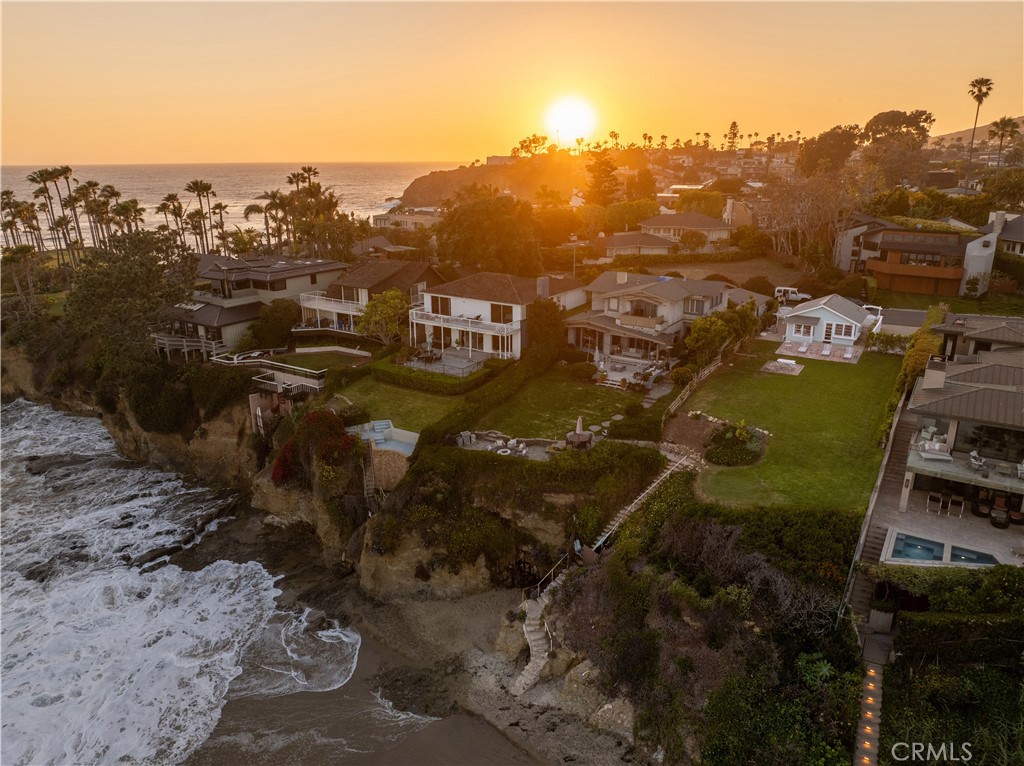 1041 Marine Drive