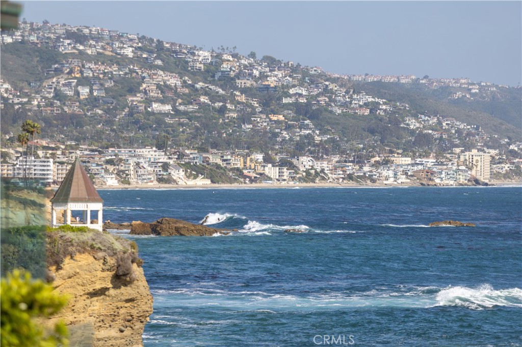 1041 Marine Drive