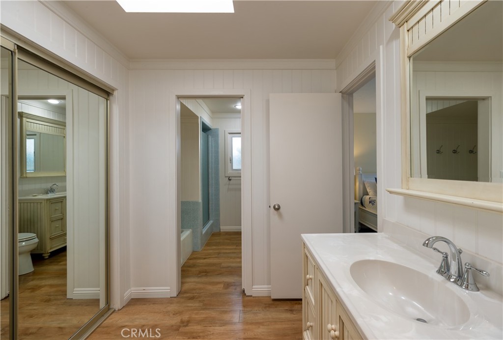 1303 E Balboa Boulevard