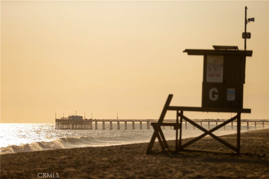 1303 E Balboa Boulevard