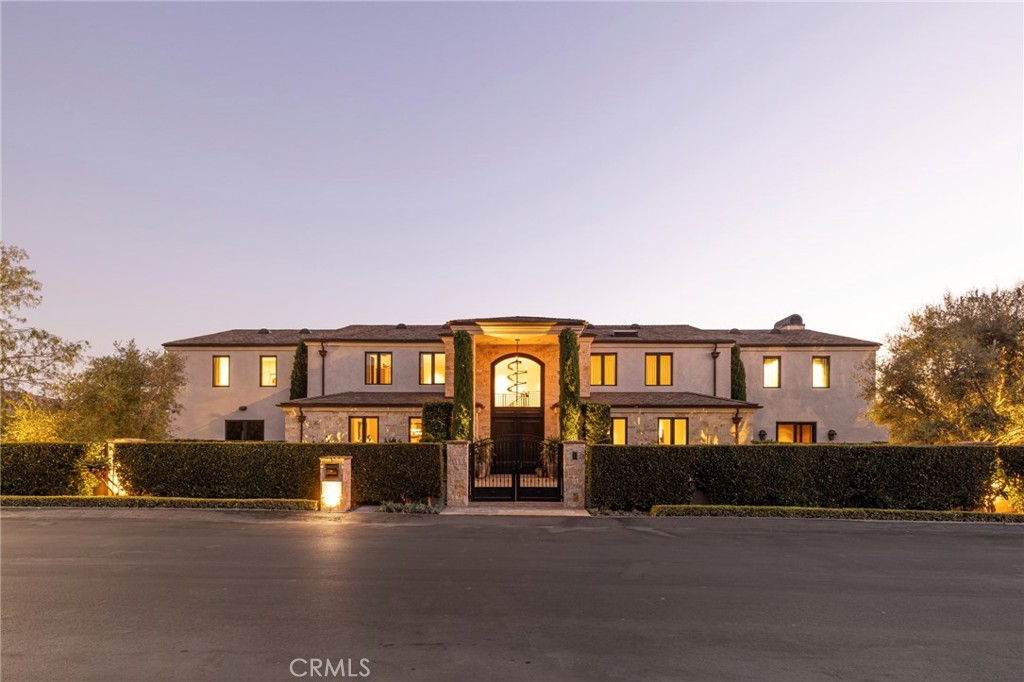 28481 Avenida La Mancha