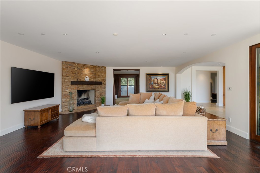 28481 Avenida La Mancha