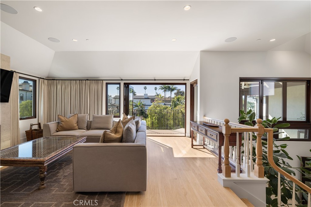 2204 Waterfront Drive