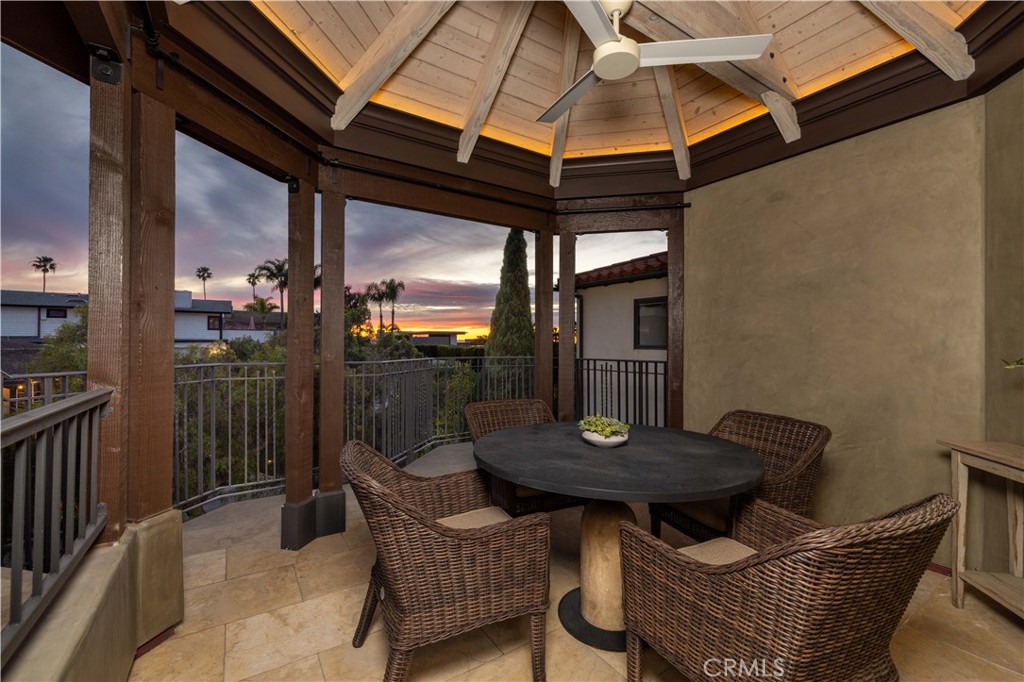 2204 Waterfront Drive