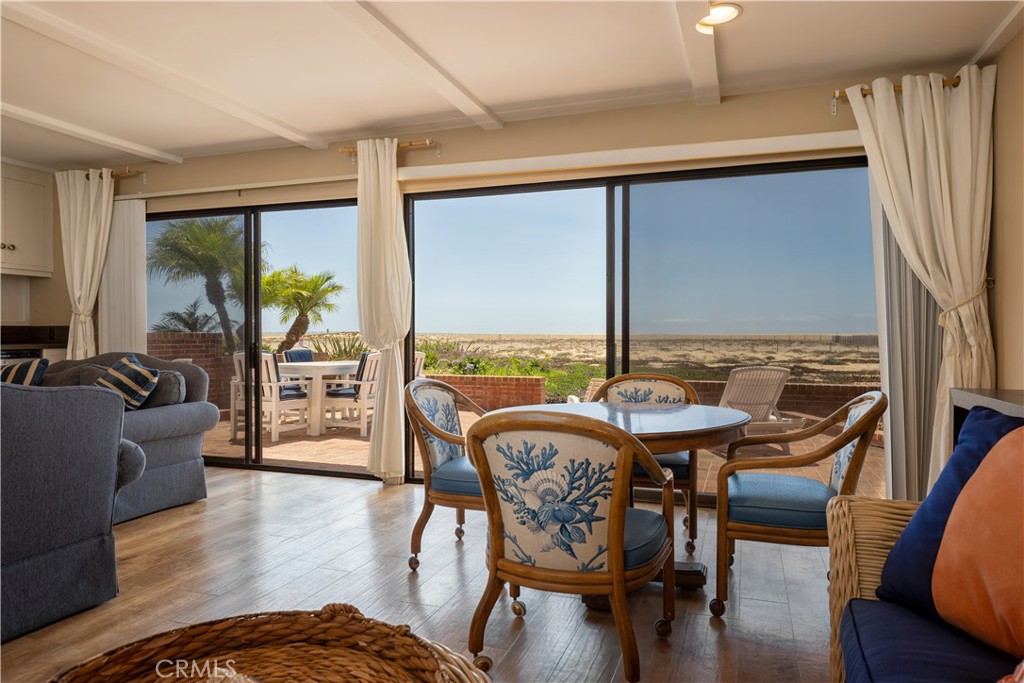 1303 E Balboa Boulevard