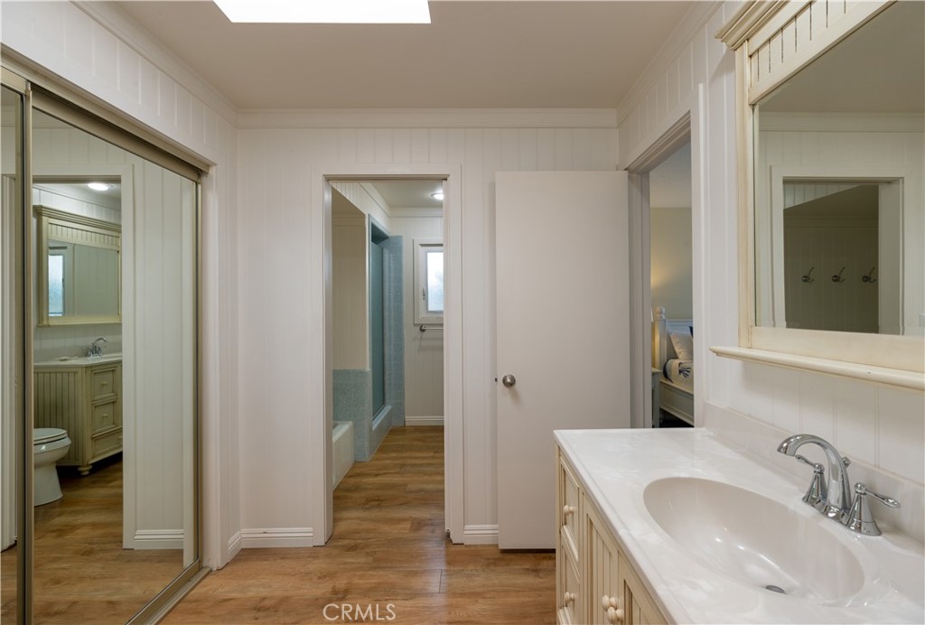 1303 E Balboa Boulevard