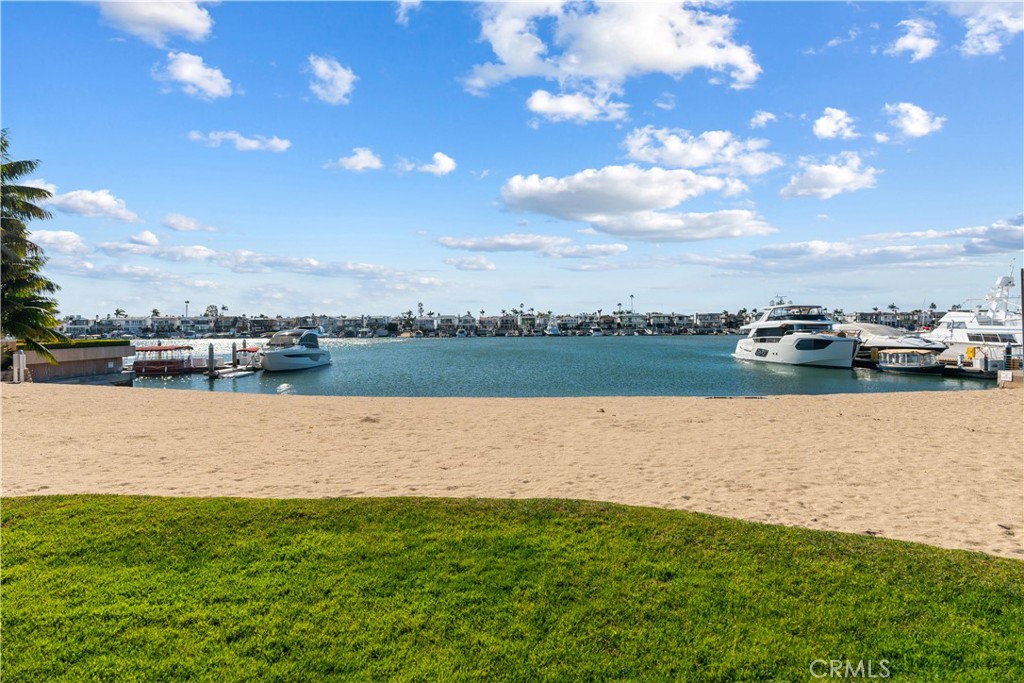 2411 Bayshore