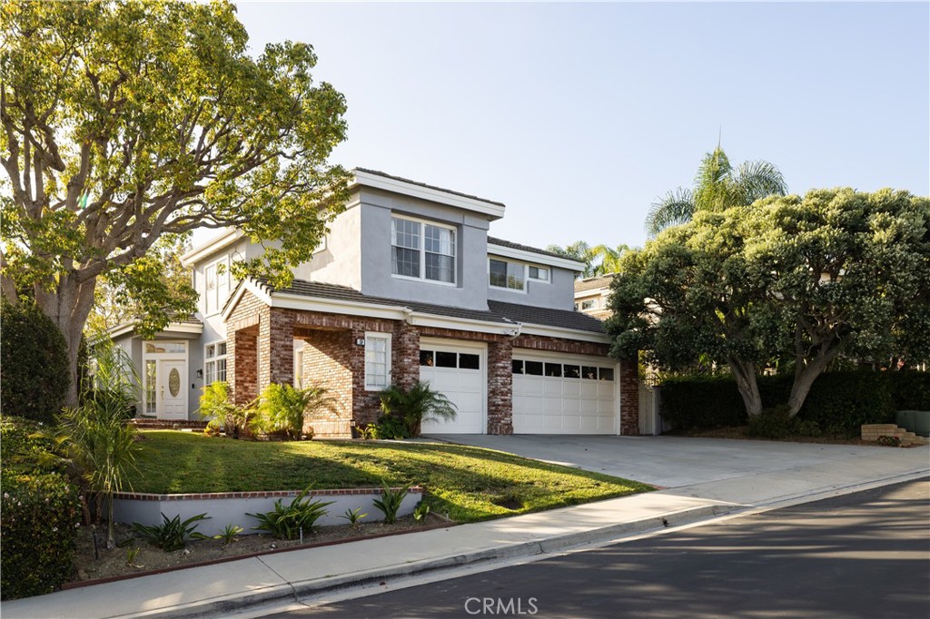 9 Pacific Crest