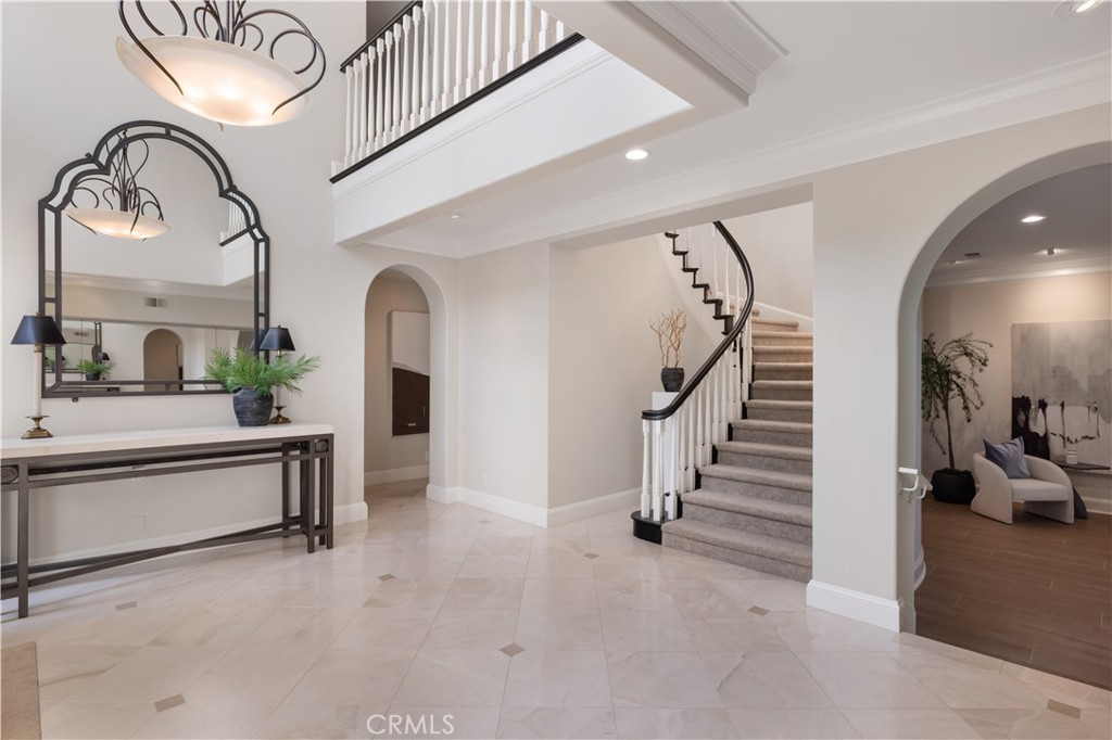 26 Belcourt